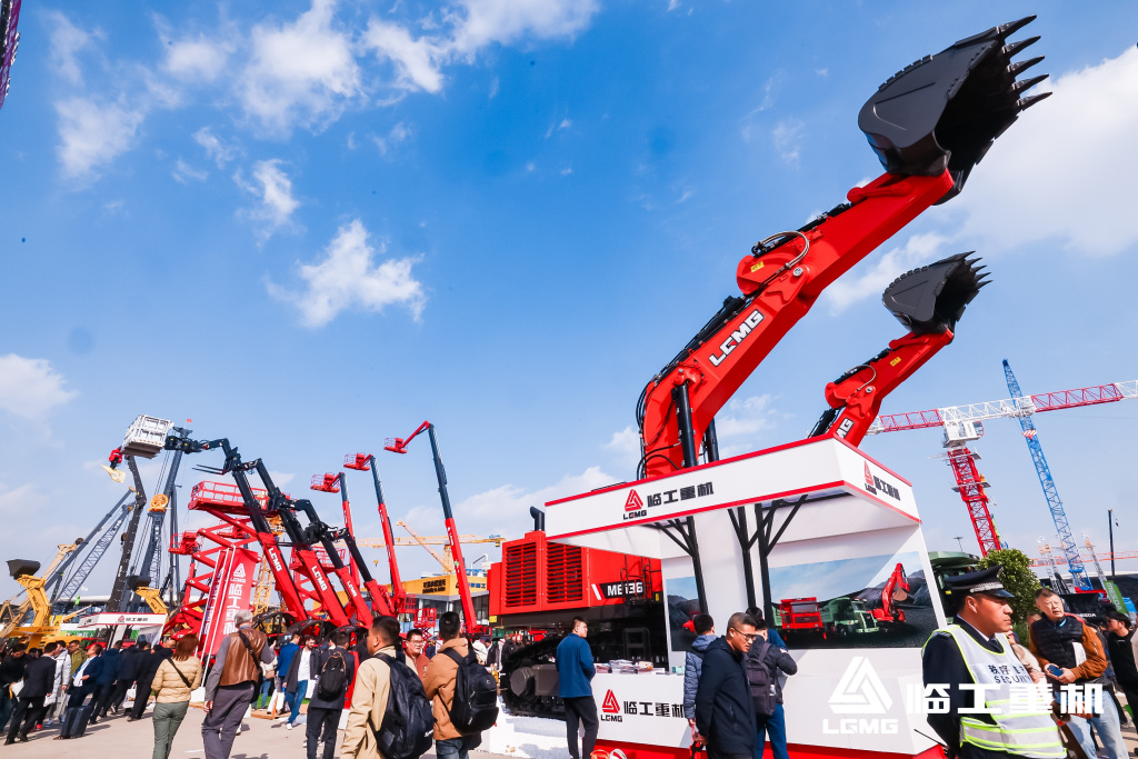 Изображение к статье ««РУСБИЗНЕСАВТО» и LGMG продолжают укреплять деловое сотрудничество»