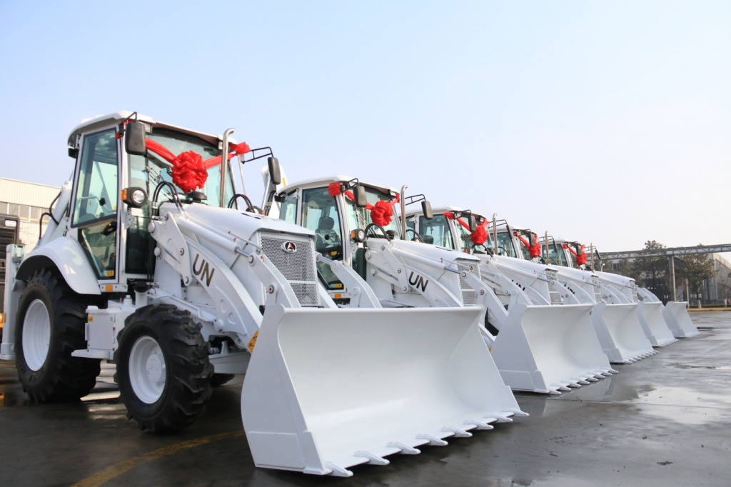 ООН экскаваторы SDLG SDLG передаёт технику в ООН - dc5f0f8787775d0470211d55ce26bc60