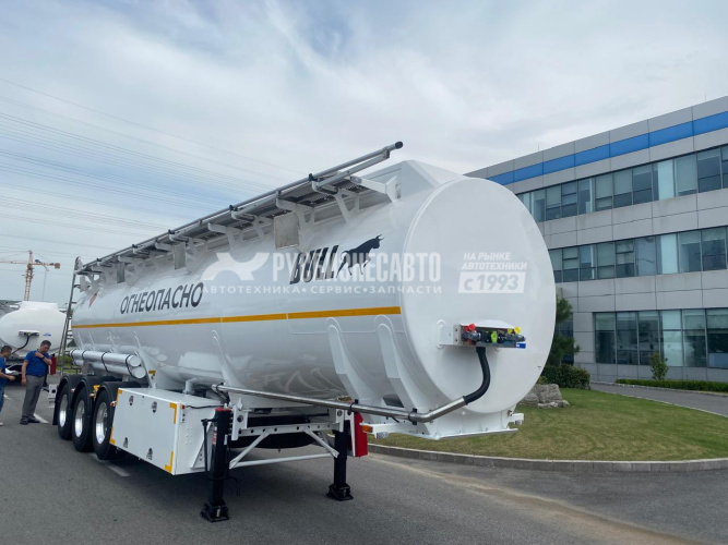 Купить ППЦ-30 BULL TCP31 (светлые НП, сталь Q355E, 30м3, 4 отс., ниж. налив, сист. рек., 3 оси SAF, WABCO) в компании Русбизнесавто - изображение 3