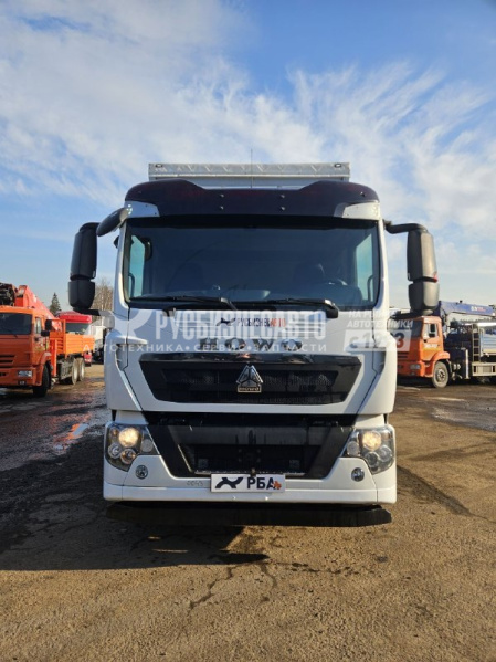 Купить Шторно-бортовой Спецмобиль-2818S шасси HOWO T5G 4х2 Евроштора б/у (2024г.в., 145 800км) (0043) в компании Русбизнесавто - изображение 1