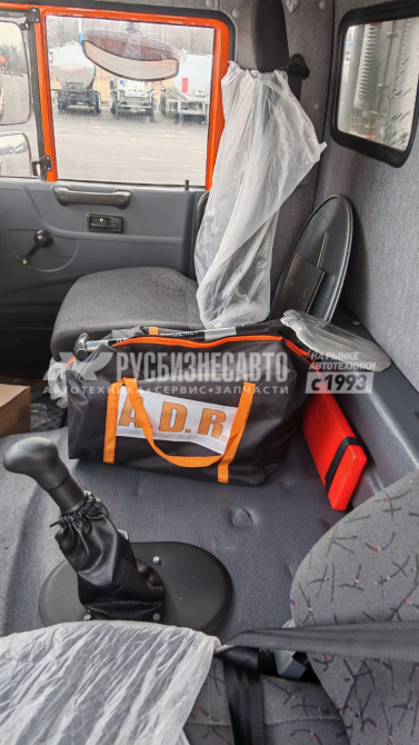 Купить АТЗ-12 КАМАЗ-43118 (12м3, 2 отс., насос СВН-80, УВТ - ППО-25, мод.7074А4-50) в компании Русбизнесавто - изображение 13