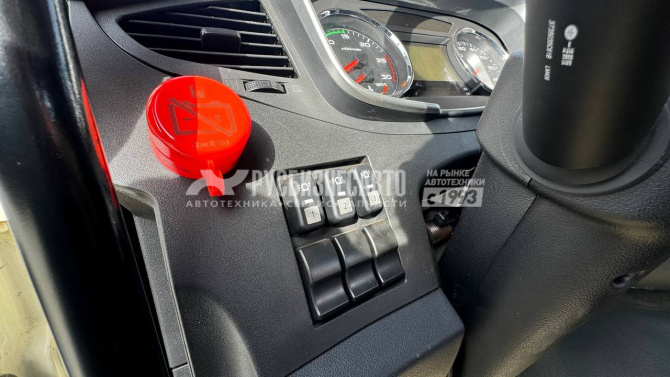 Купить АТЗ-15-FAW-3250 (6х4, шасси 3800) (15м3, 3 отс., СВН-80, УВТ - ППО-40, РП-40Г, ЧМЗ) в компании Русбизнесавто - изображение 4