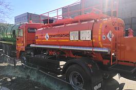 АТЗ-8,5-КАМАЗ-43253 (8,5 м3, 2 отс., насос СВН-80, счетчик, пистолет)