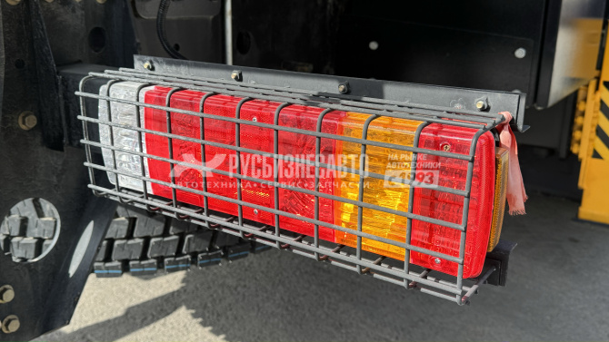 Купить КМУ FAW 3250 (6*4, 390л.с., Евро-5) + SOOSAN SCS736LII верх.упр. + борт сталь 8,0м. АМ в компании Русбизнесавто - изображение 4