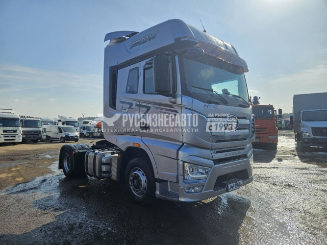 Купить Седельный тягач FAW J7 4x2, б/у (2023 г., 156 406 км.)(0566) в компании Русбизнесавто - изображение 0