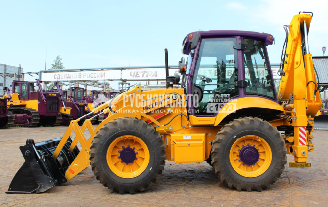 Купить Экскаватор-погрузчик ЧЕТРА СИТИ 3С в компании Русбизнесавто - изображение 1